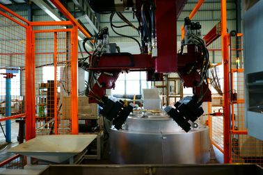 China El CNC controla la presión baja a presión la máquina de fundición 5000×4600×3400 para los productos de metal proveedor